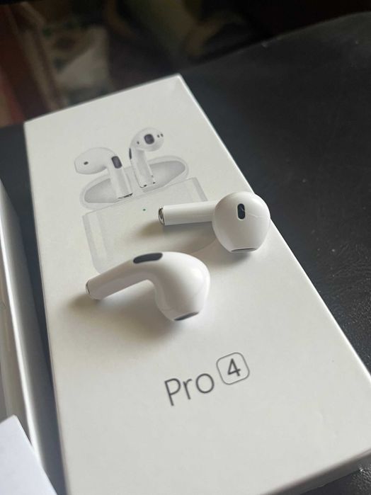 Бездротові навушники Pro 4 з сенсорним управлінням