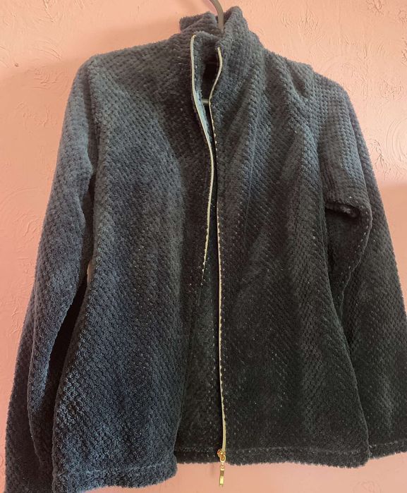 Куртки жіночі кожа,тканина