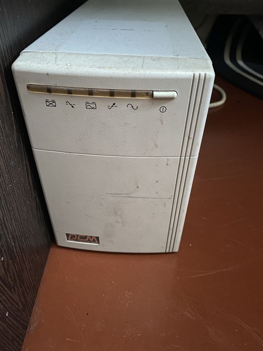ДБЖ  Powercom kin 1500 (900w) 24 в