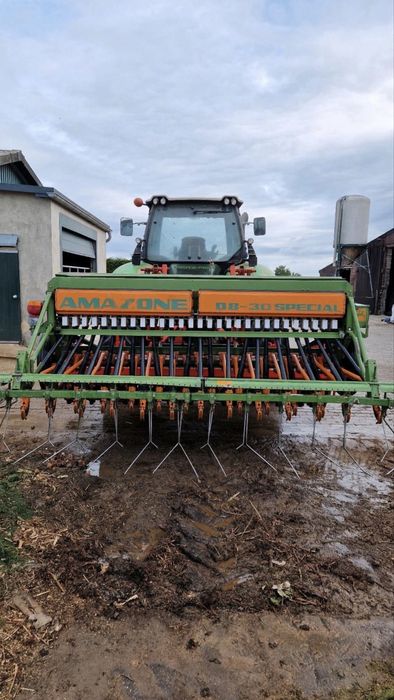 Siewnik Amazone D8-30 3m Special