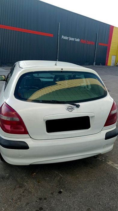 Nissan Almera 2001 – 1.5 Diesel Hatchback