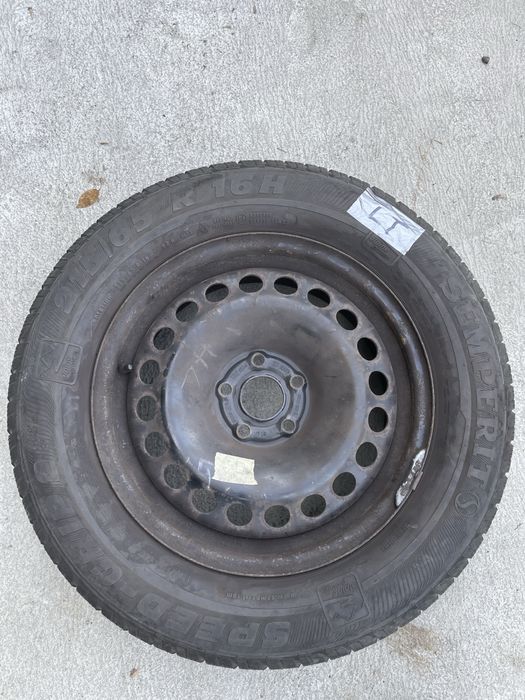 Koła opony zimowe i felgi stalowe 215/65 R16