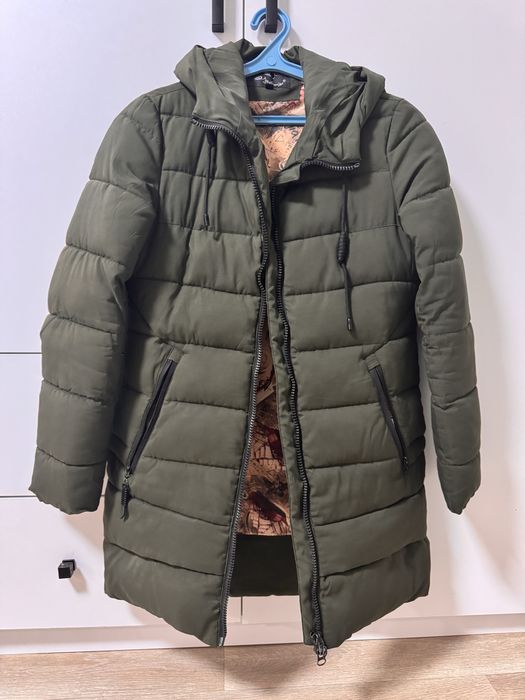 Продам теплий пуховик