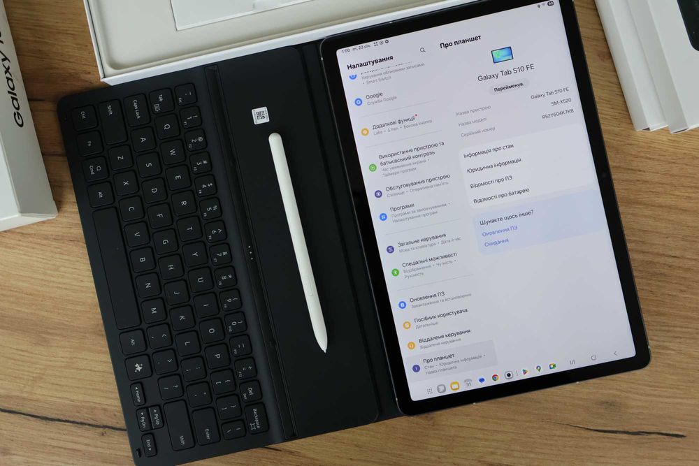 Новий Samsung Galaxy Tab S10 FE 10,9" SM-X520 128Gb + Чохол Клавіатура