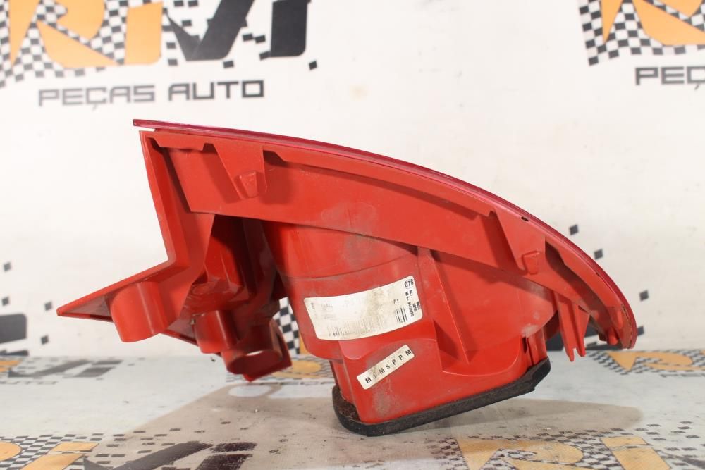 Farolim direito SEAT Leon (1P1)