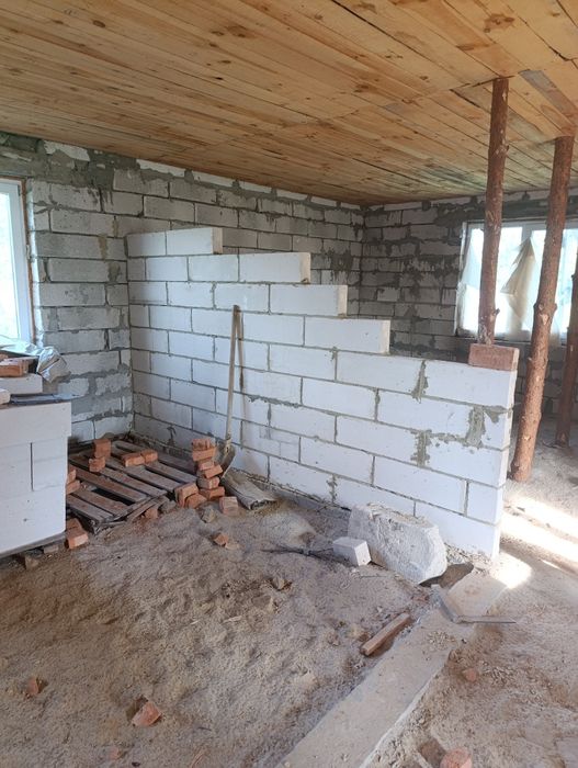 Недобудований будинок