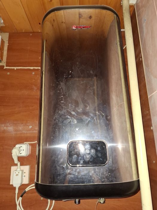 Продам працюючий бойлер