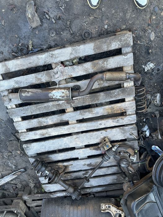 Приемная труба резонатор чери кимо джаги