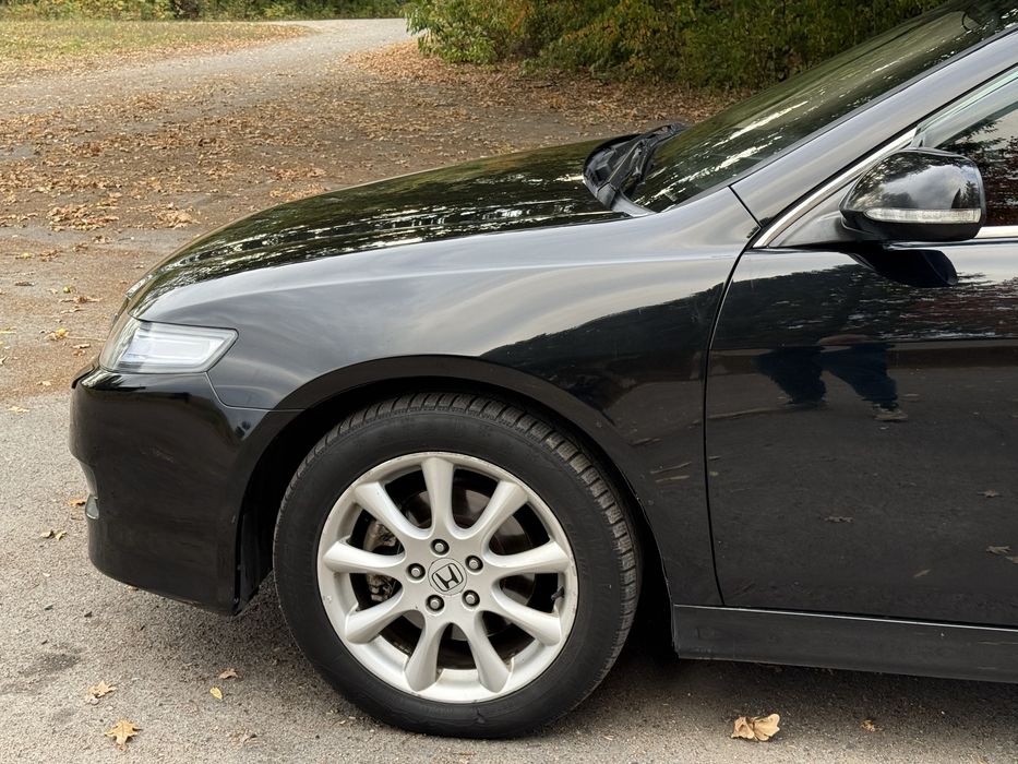 Honda Accord 2,4