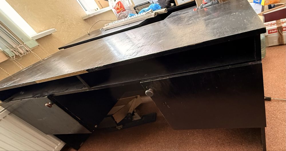 Столи офісні вживані