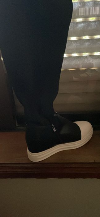 Bota cano alto confortável