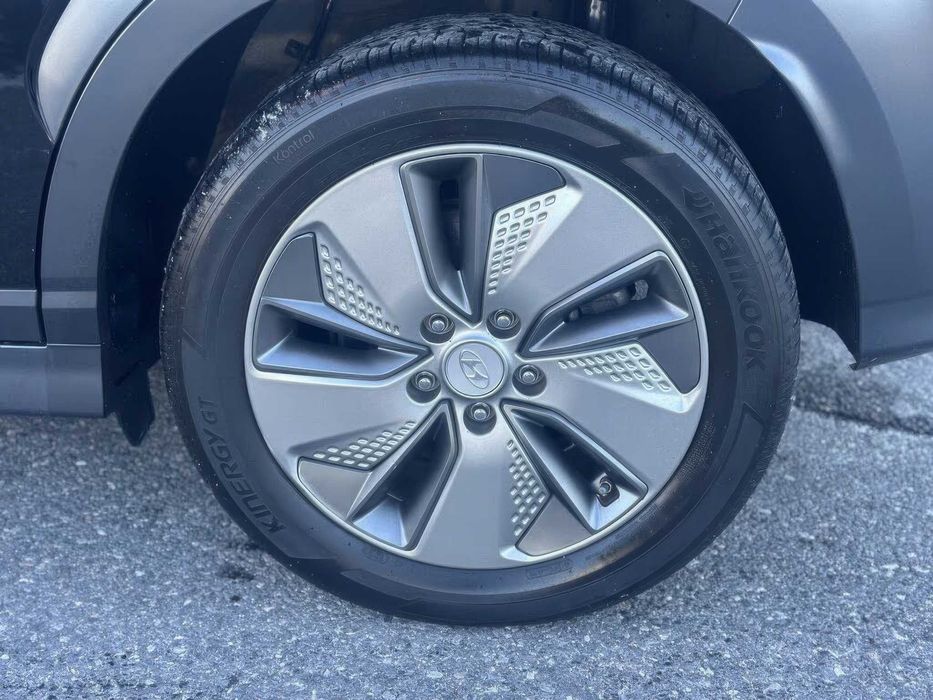 Hyundai Kona Electric Ultimate      2021