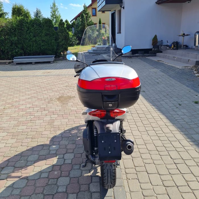 Aprilia Sportcity 200 rok 2006