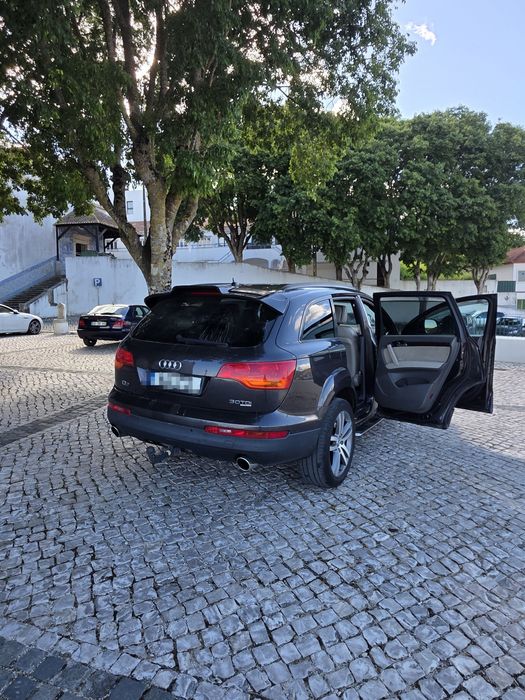 Audi Q7  3.0 V6 TDI