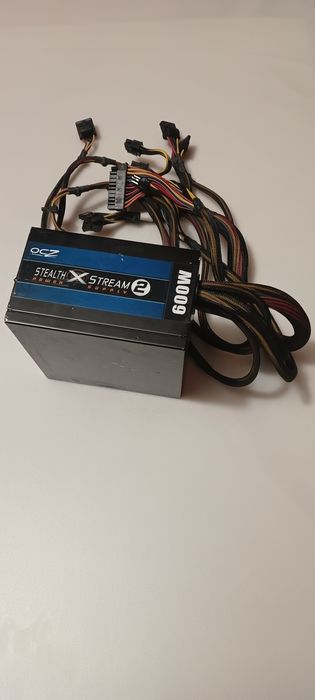 Zasilacz komputerowy OCZ 600W