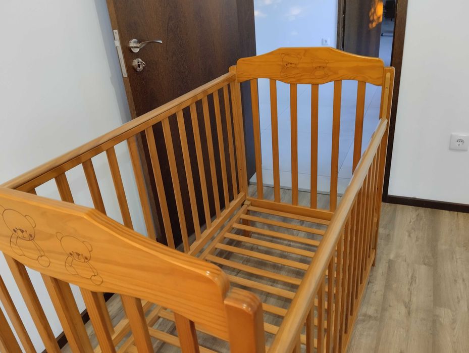 Cama bebé madeira com colchão