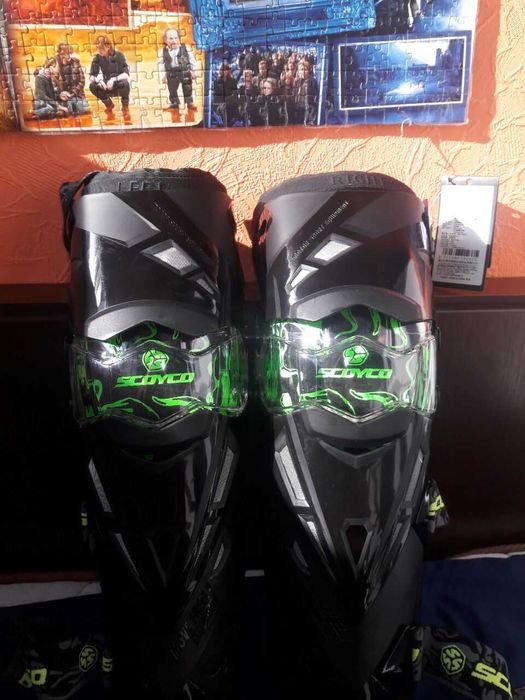 Нові Захисні наколінники Scoyco K12, Green