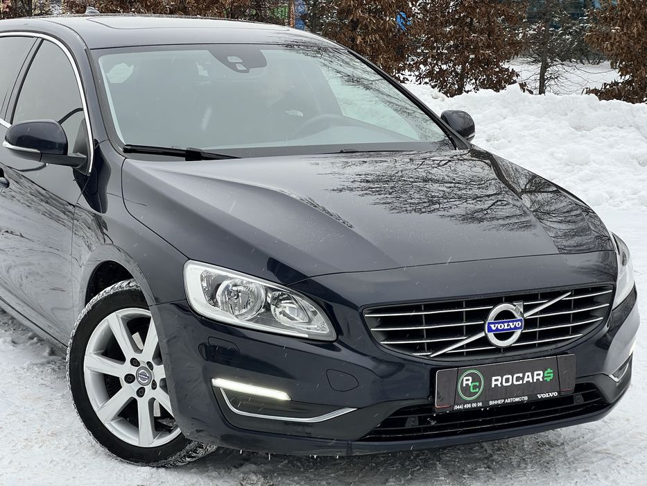 Volvo v60 2.0 4D Автомат Не фарбована