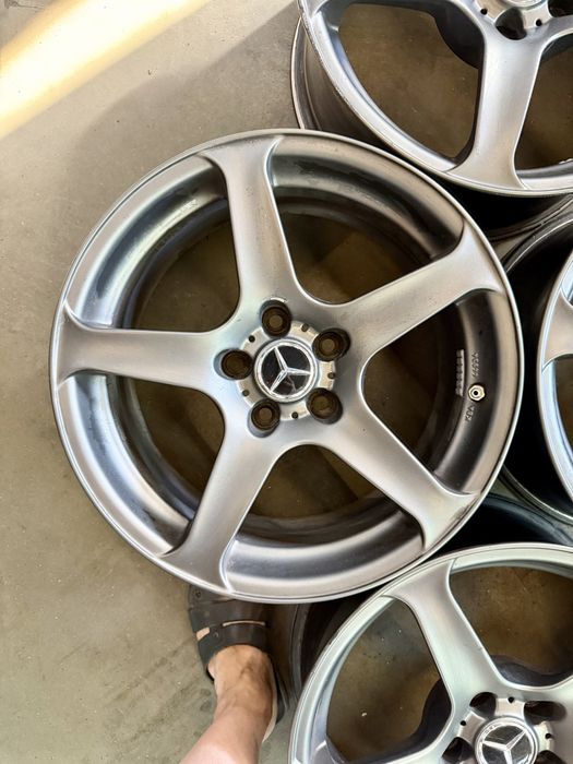 Диски r17 5x112 et35 8j 4шт