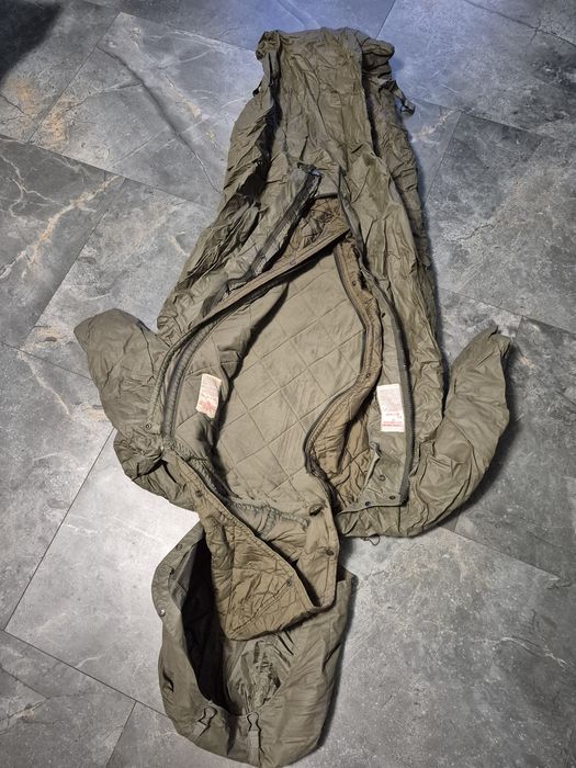 Oryginalny śpiwór wojskowy Bundeswehr - Dwuczęściowy NOWY