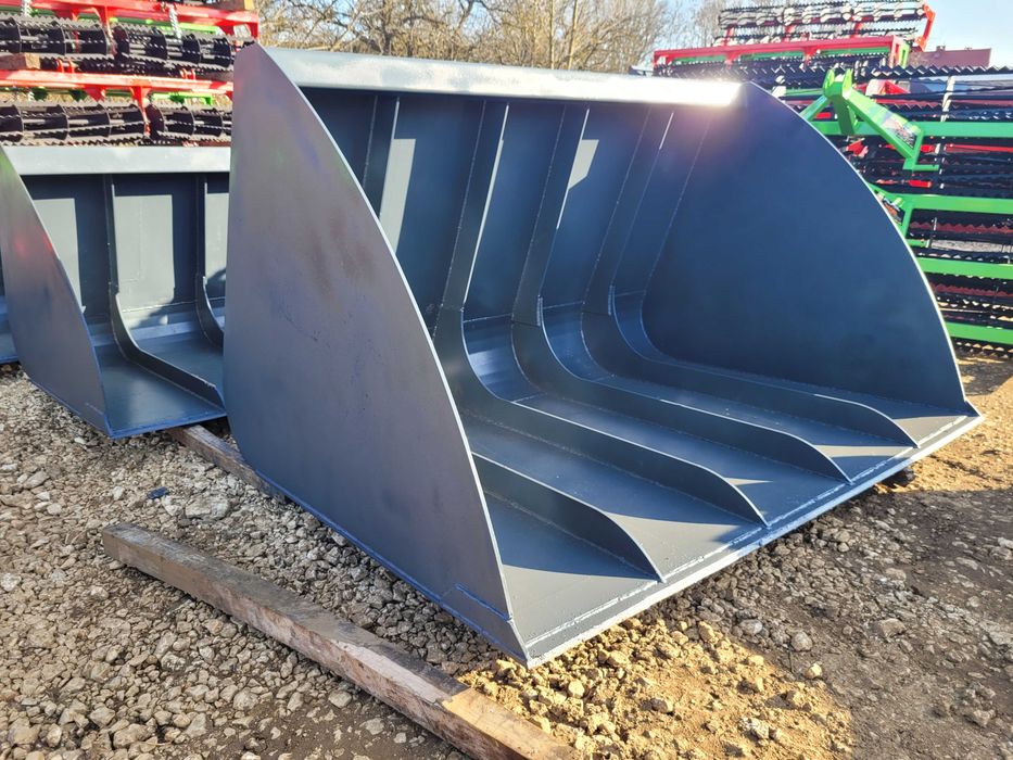 Łyżka/ Łycha objętościowa do zboża do ładowarki teleskopowej/ ciągnika