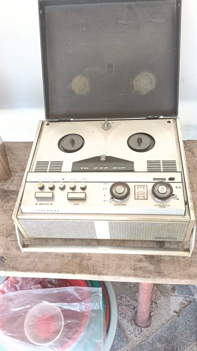 Doação - Rádio de fita Grundig