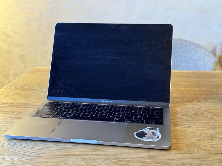 MacBook Pro 13  2017 (128 GB / 8 GB )