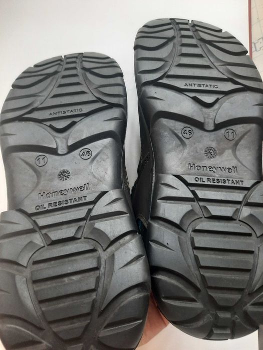 Nowe buty robocze firmy Honeywell rozm. 46