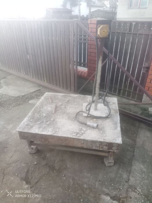 Stół wibracyjny do betonu