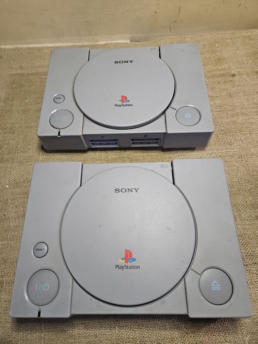 2 PlayStation 1 funcionais