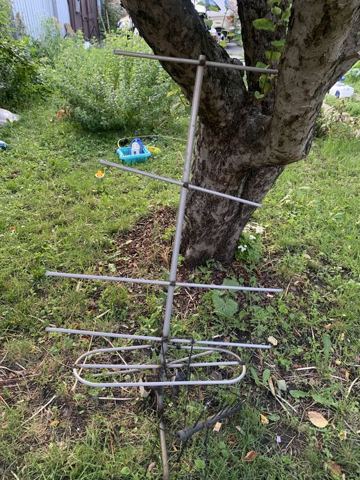 Большая антенна телевизионная внешняя (на крышу) времён СССР