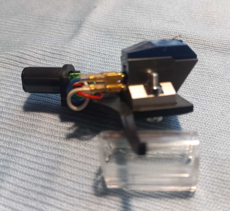 Продам Audio-Technica AT-F2