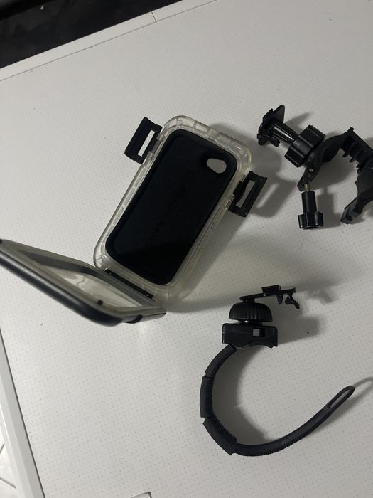 Suporte de telemovel Midland