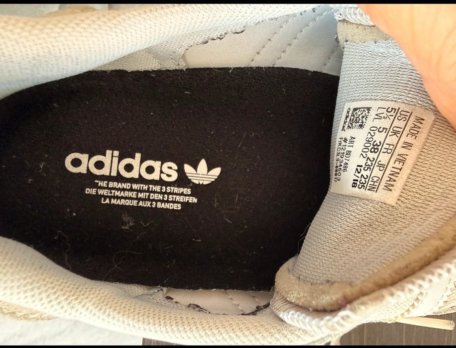 Tênis Adidas Samba 37