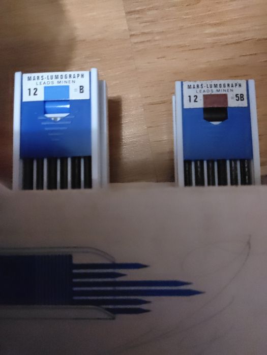 16 tubos de  minas 2mm - Staedtler 200