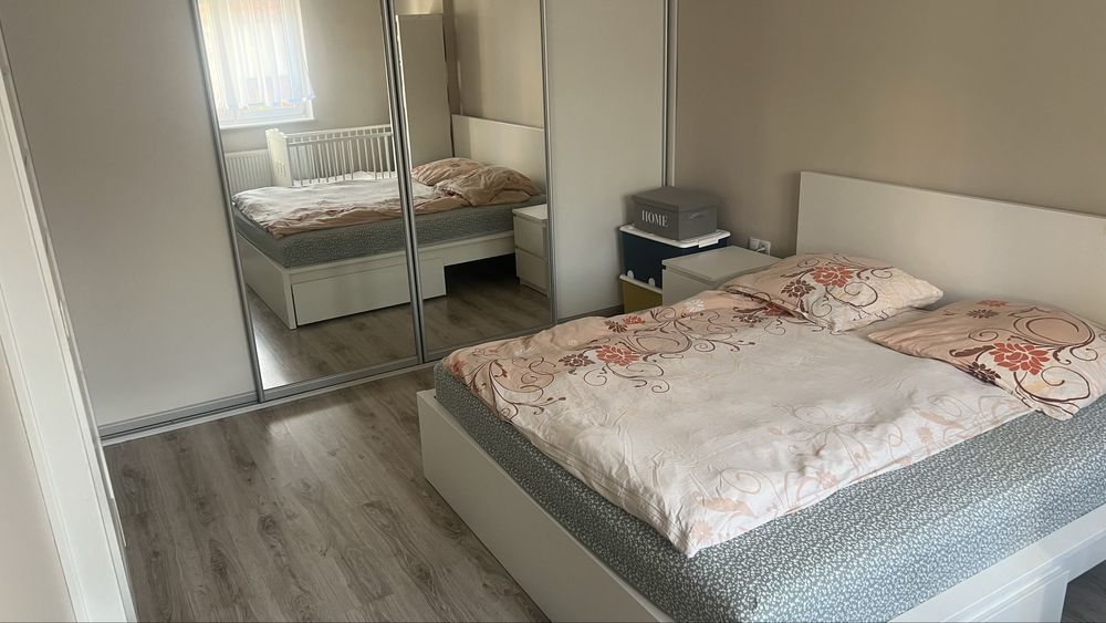 Sprzedam mieszkanie w kamienicy 76 m2