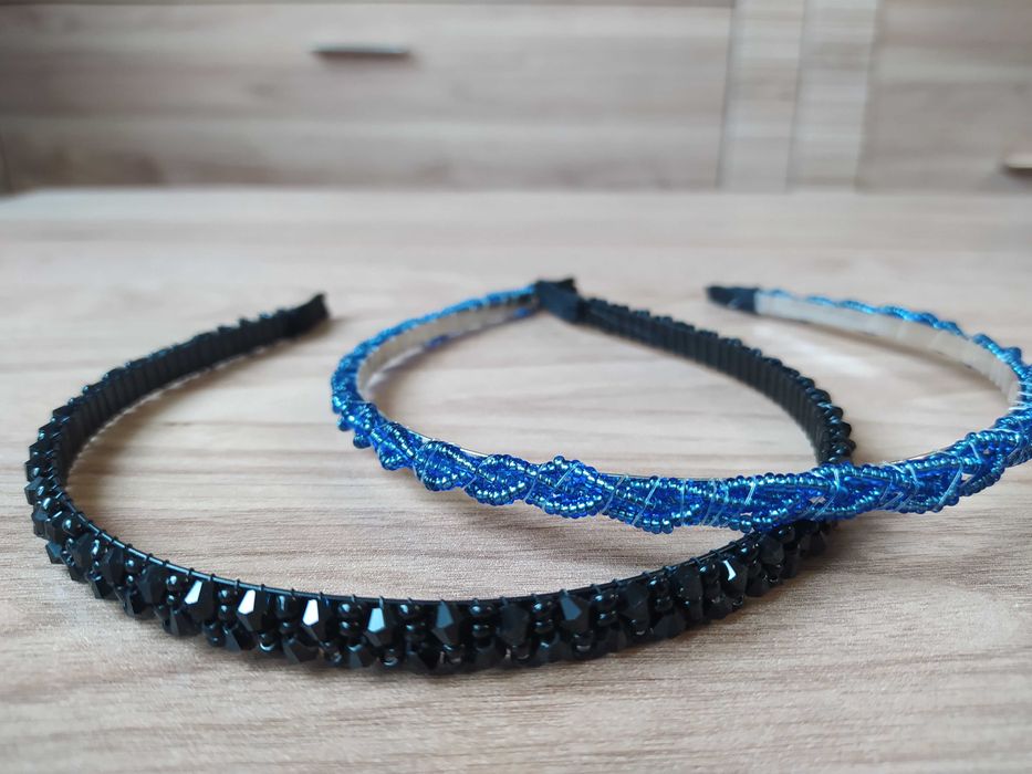 Opaska do włosów z koralikami niebieska