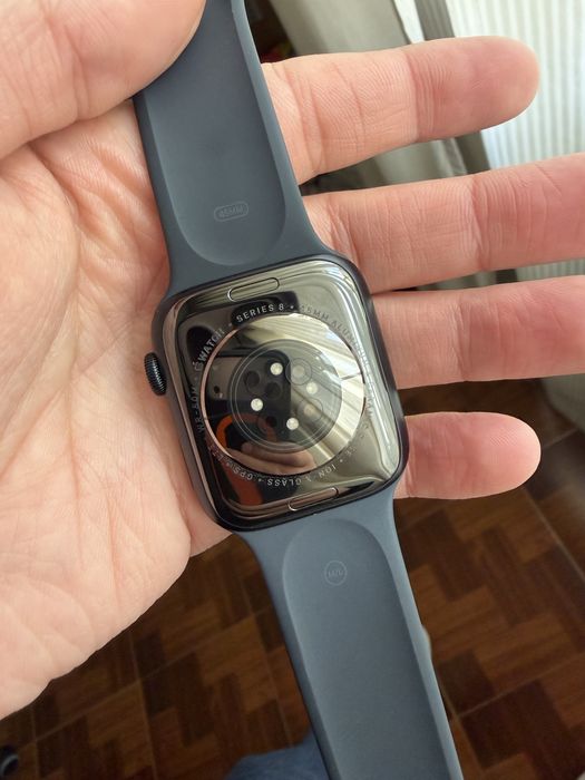Apple Watch 8 45mm GPS e Cellular