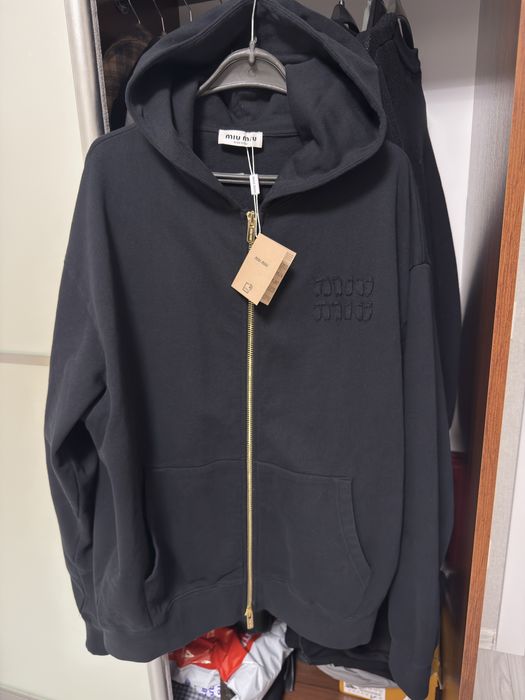 Худи miu miu чорне