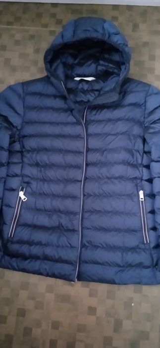 Продам куртку женскую на синтепоне