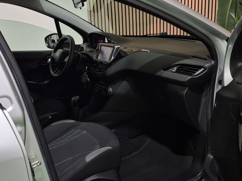 Peugeot 208 1.4HDI - 111.000KM | GARANTIA | NACIONAL