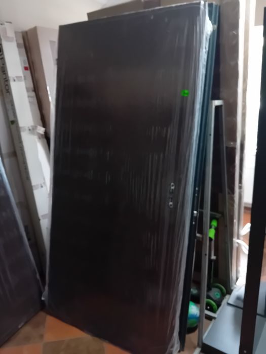 Drzwi techniczne nowe