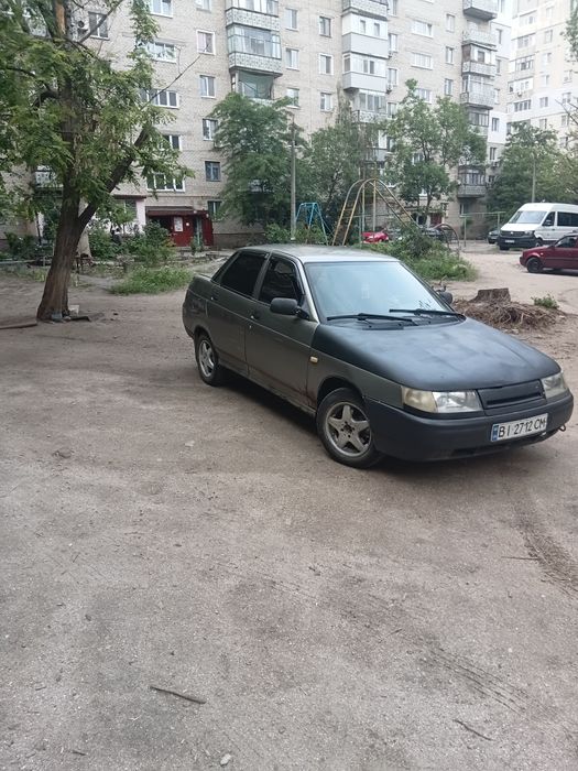Продаю ваз 2110 на полном ходу