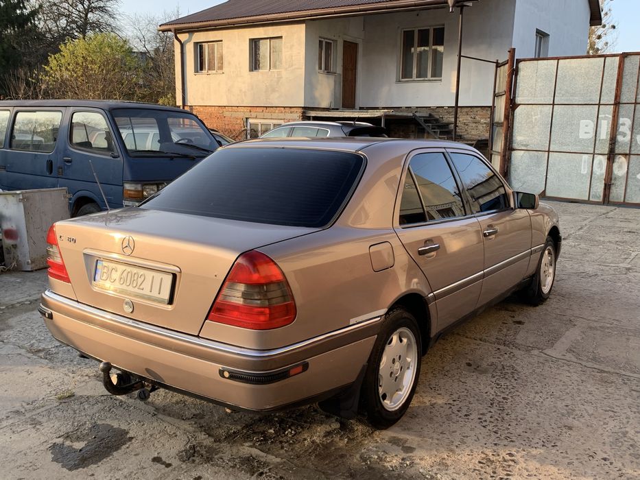 Mersedes-benz C180 W202 // 1993 // 1.8 газ/бензин // в хорошому стані