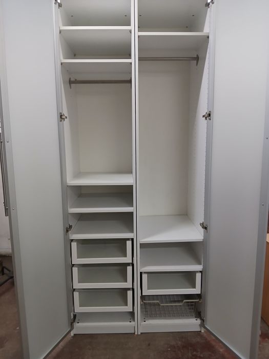 Sprzedam szafę ikea szklana