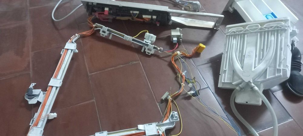 Peças máquina lavar roupa Bosch WAQ2448XEE (Avantix 8)