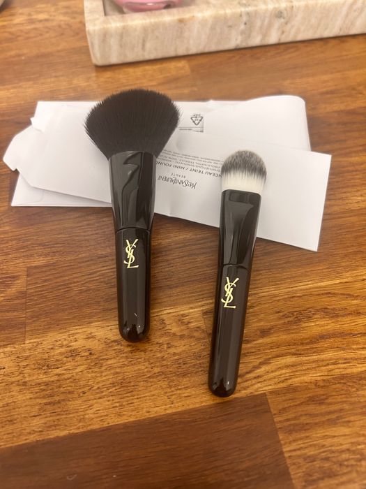 Yves Saint Laurent- mini pędzle