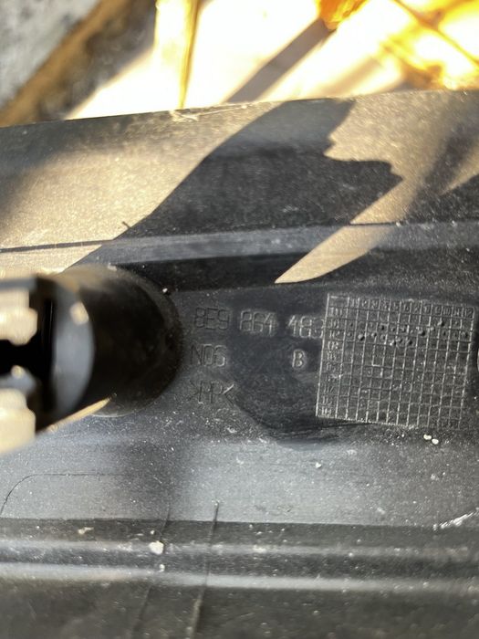 8E9864483c Audi A4 b6 WV passаt обшивка кромка багажника 8E9864483