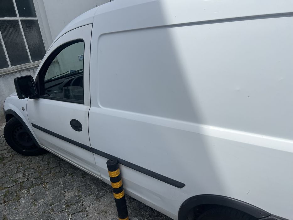 Opel combo 1.7 motor isuzu em bom estado