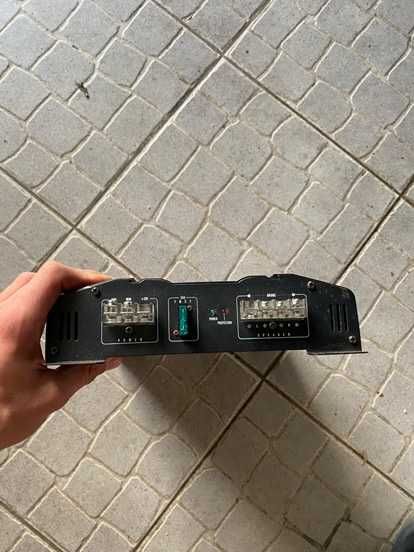 Subwoofer Aviator AE 301 + Amplificador Gravity PS1000 sem cabos64168943412865123